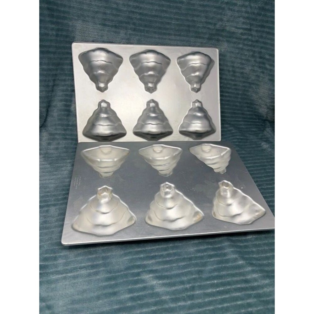 Set of 2 Vintage Amscan Mini Christmas Tree Cake Pan - 1980s 6-Mold